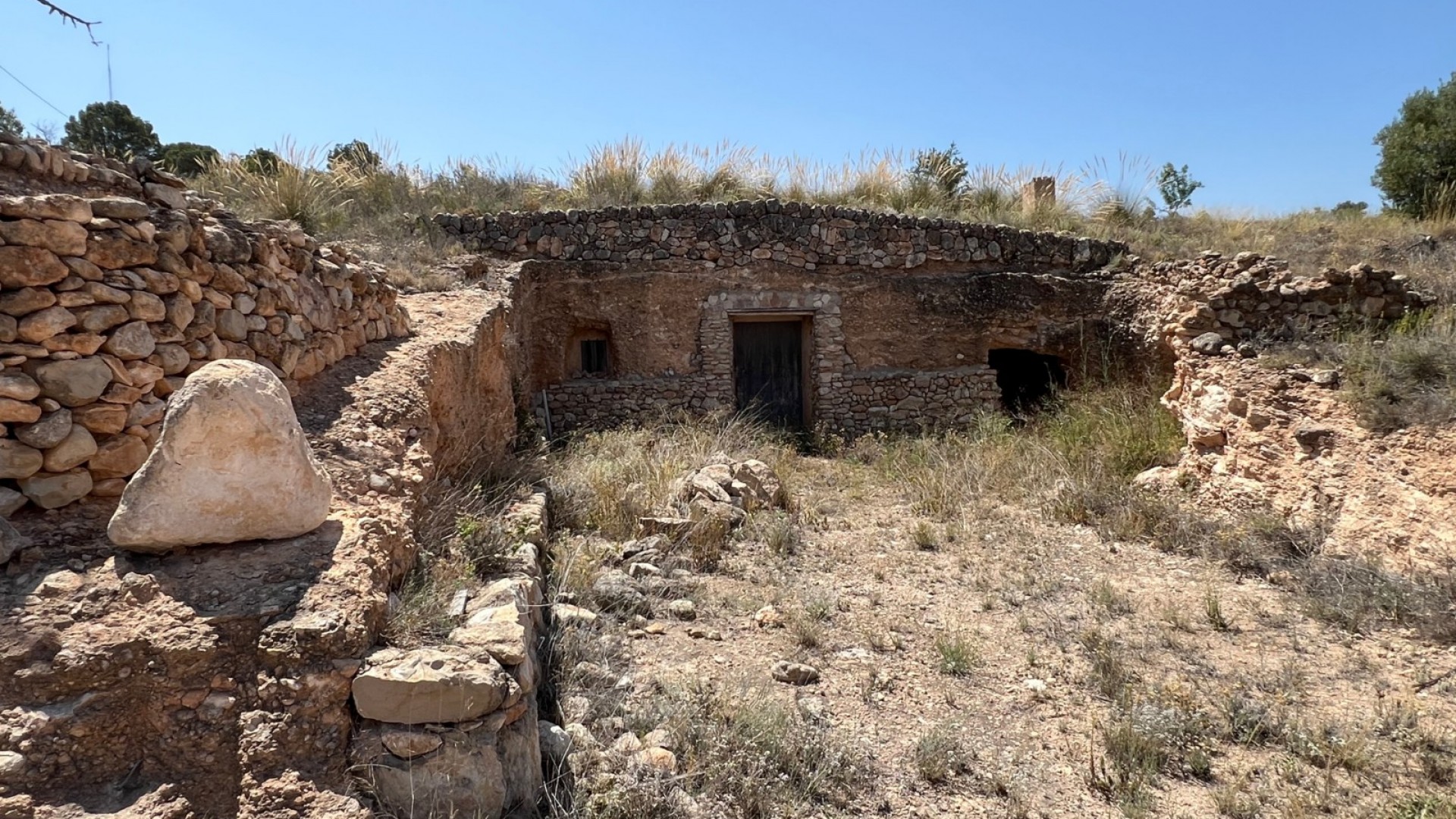 Sale - Plot Land -
Barbarroja