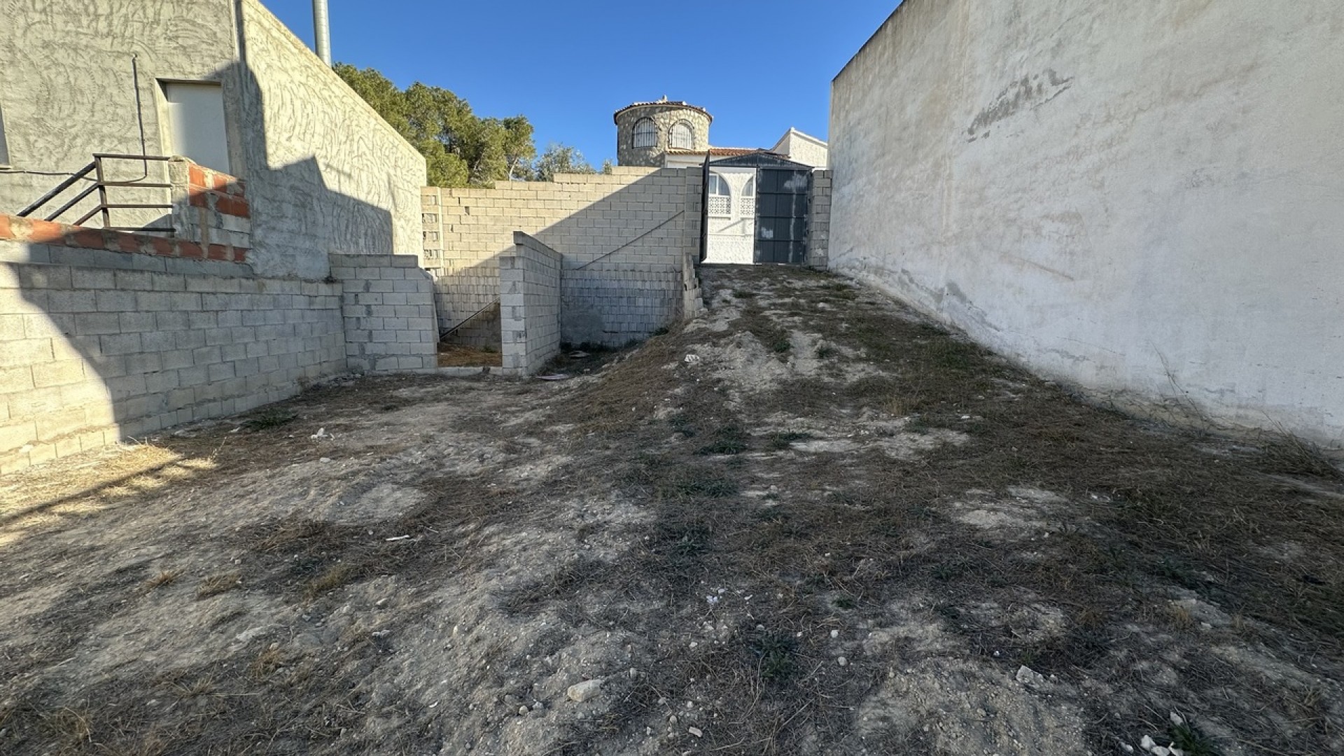 Sale - Plot Land -
Benijofar