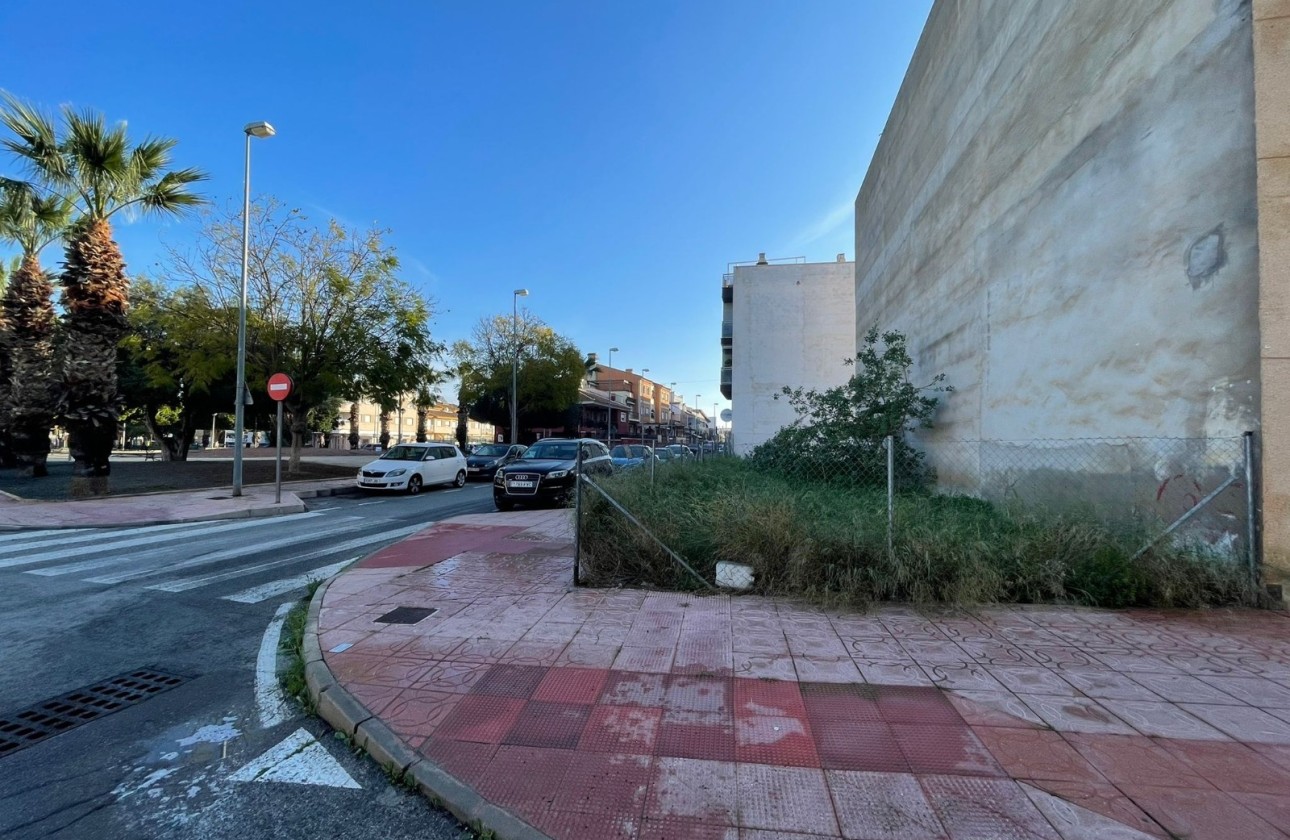 Sale - Plot Land -
Rojales