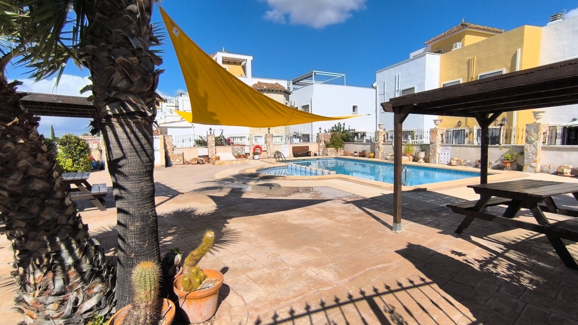 Sale - Semi Detached Villa -
Algorfa