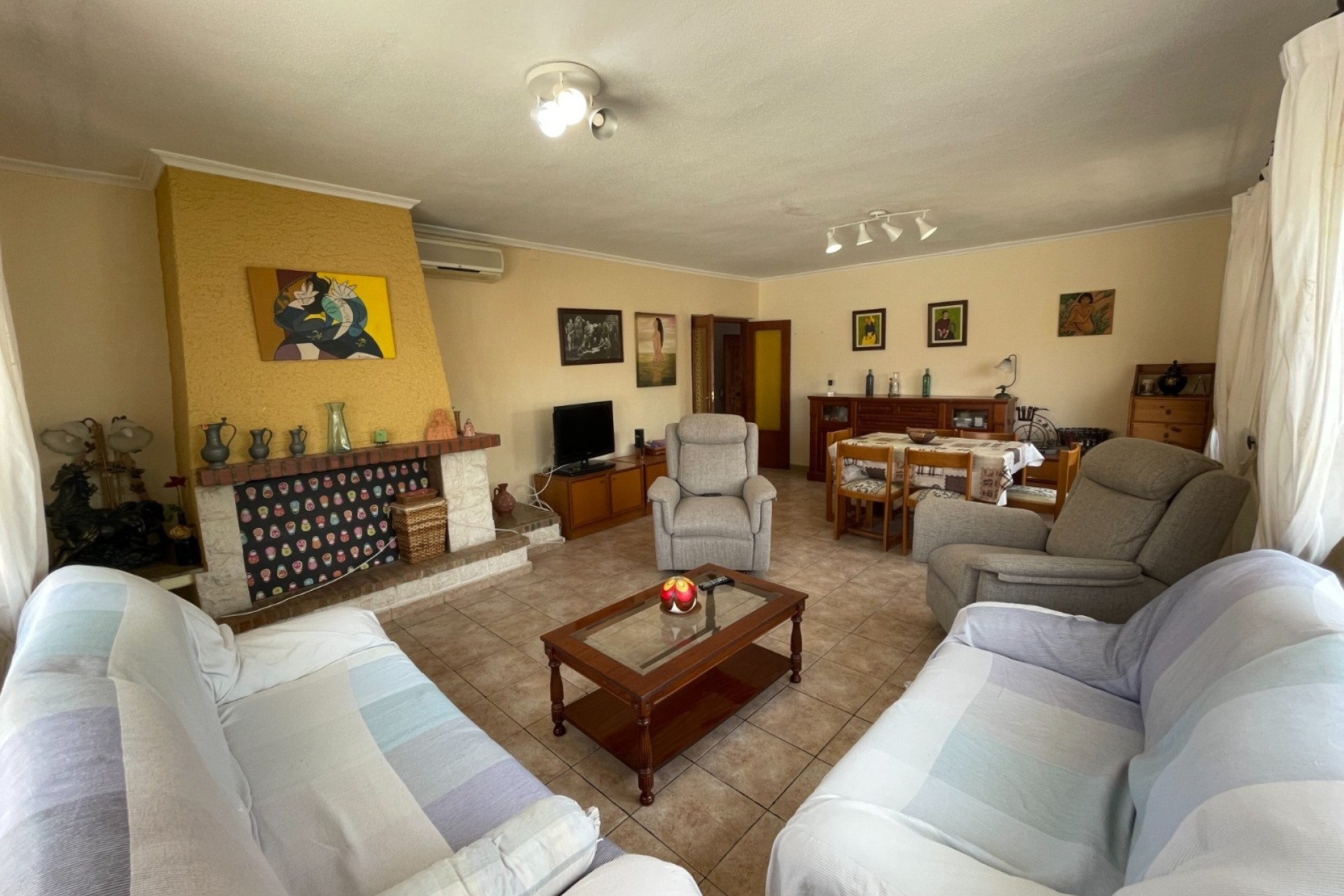 Sale - Semi Detached Villa -
Benijofar - Pueblo
