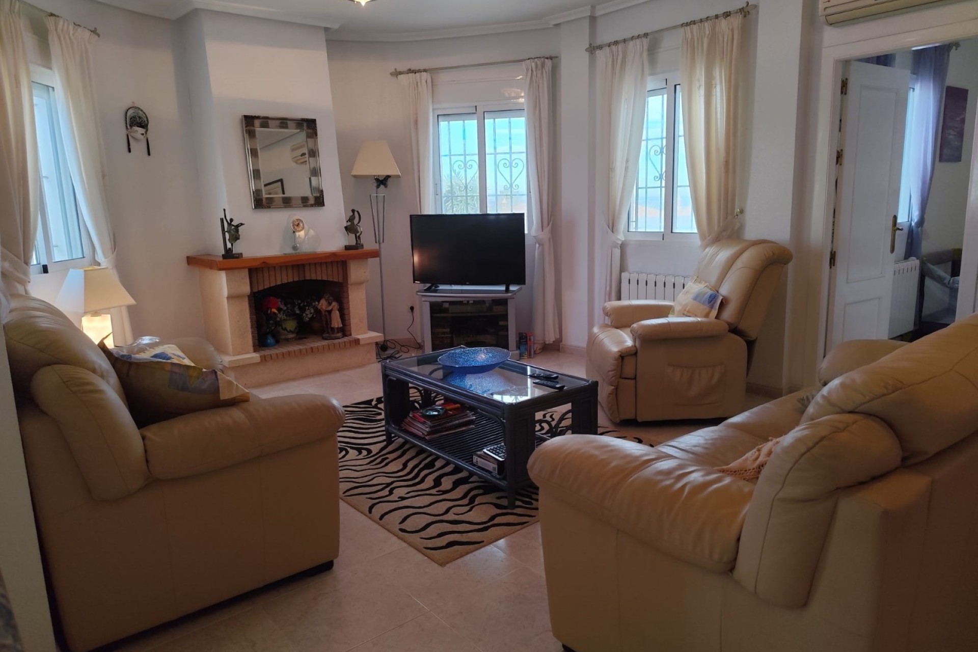 Sale - Semi Detached Villa -
Bigastro