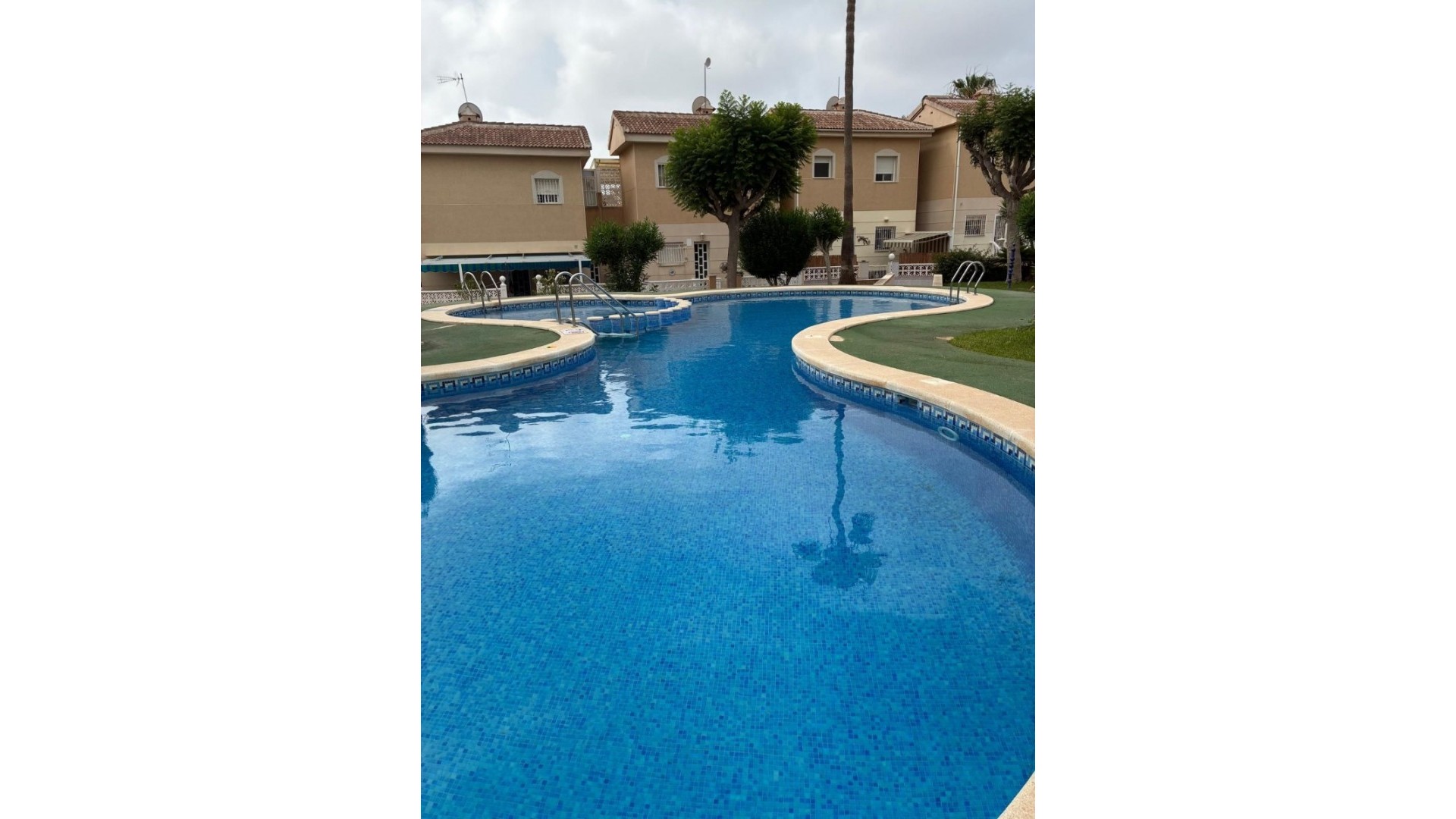 Sale - Semi Detached Villa -
Ciudad Quesada - Rojales - La Fiesta