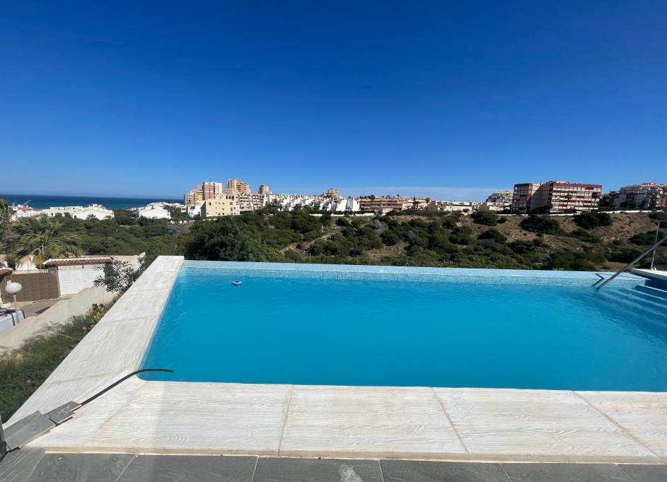 Sale - Semi Detached Villa -
La Mata