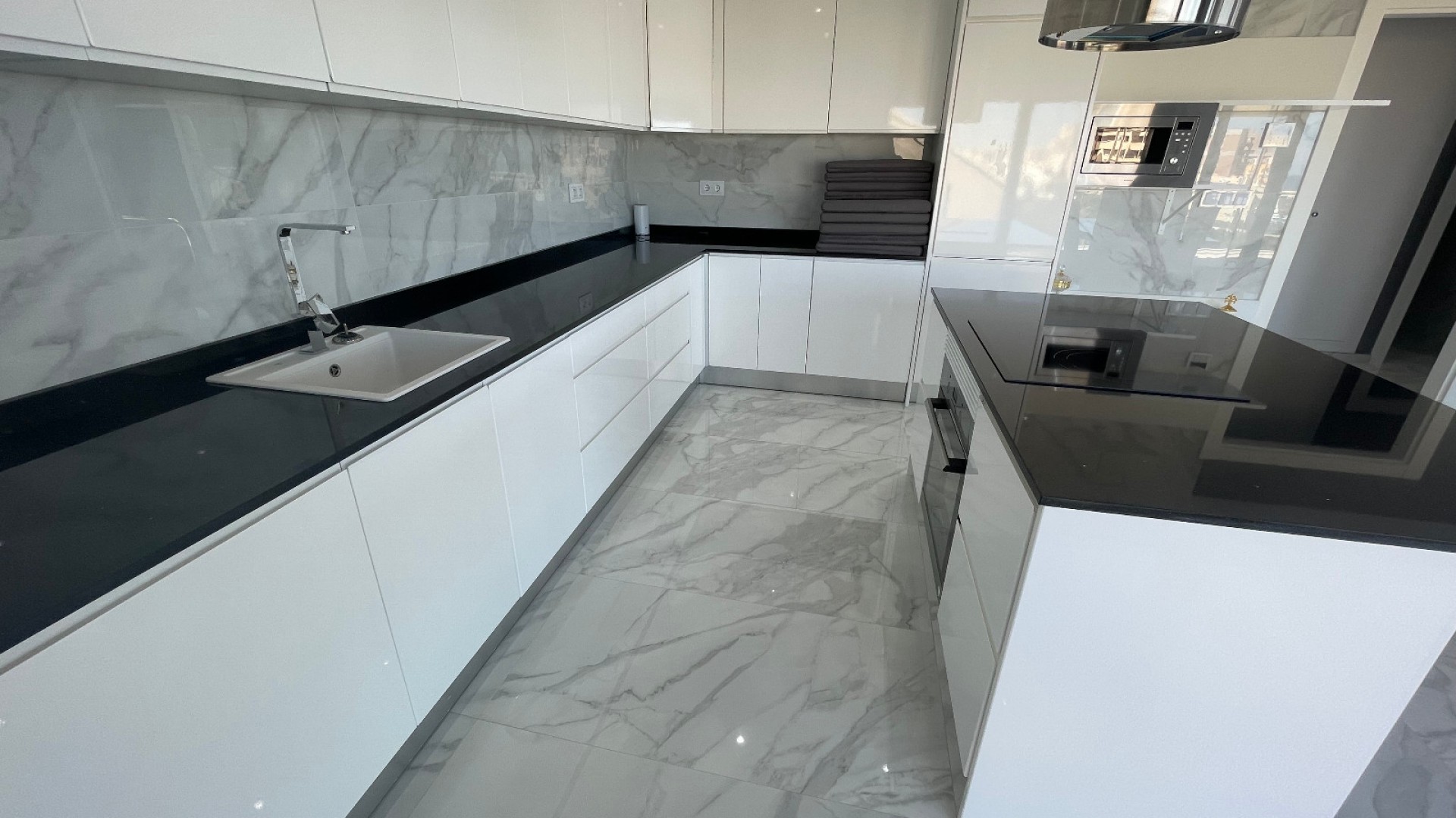 Sale - Semi Detached Villa -
La Mata