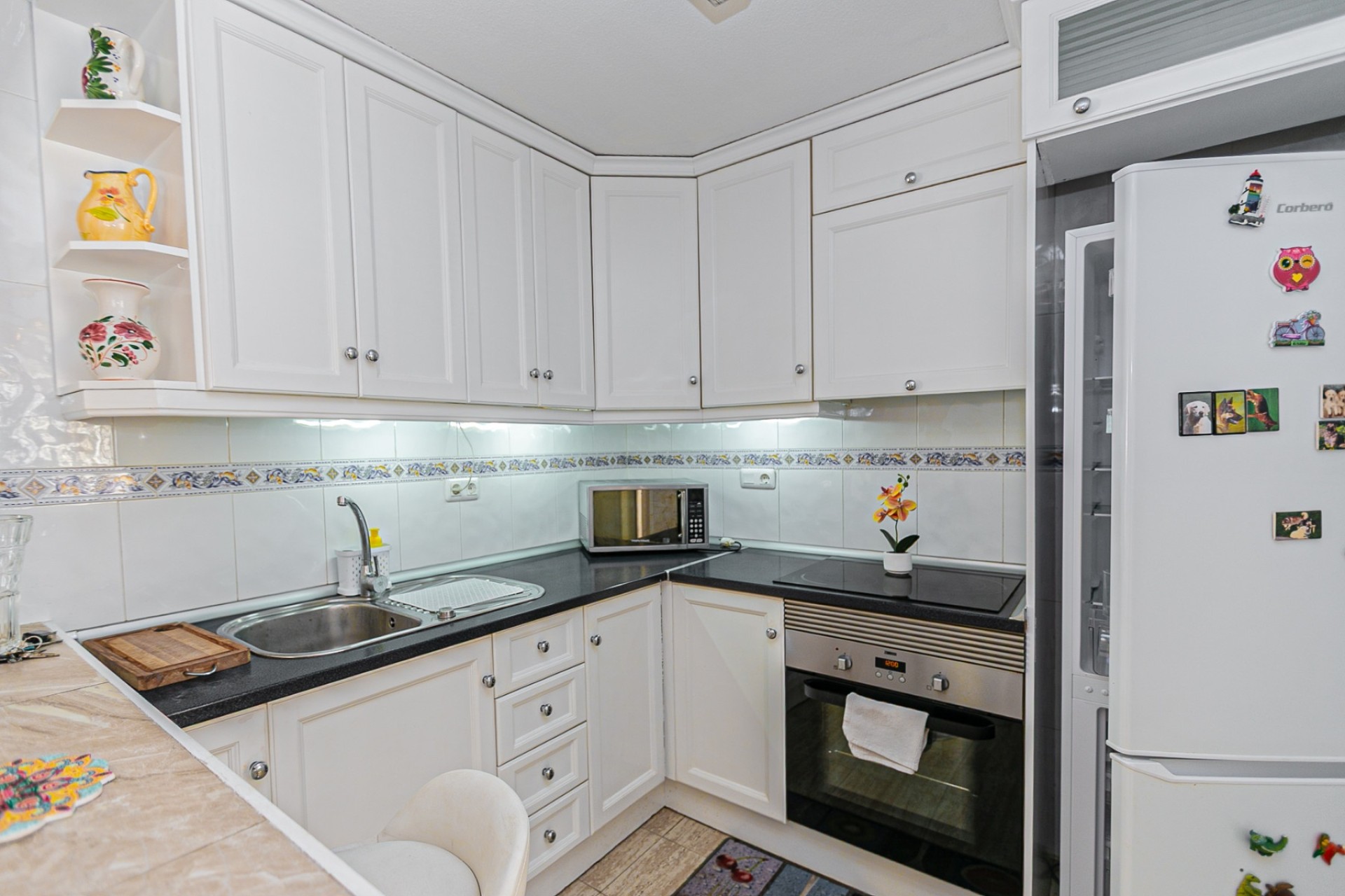 Sale - Semi Detached Villa -
Mil Palmeras - Riomar