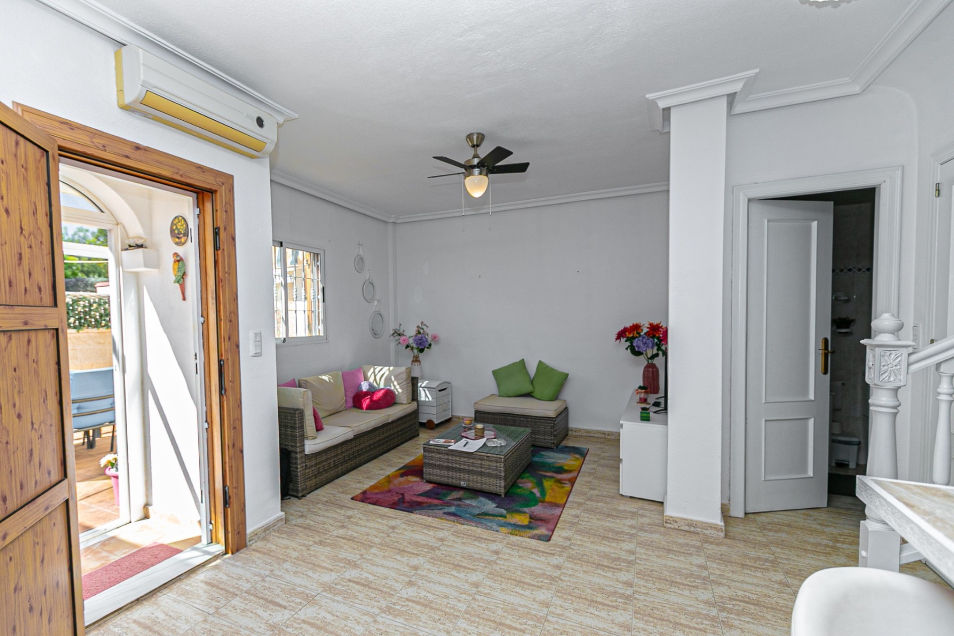 Sale - Semi Detached Villa -
Mil Palmeras - Riomar