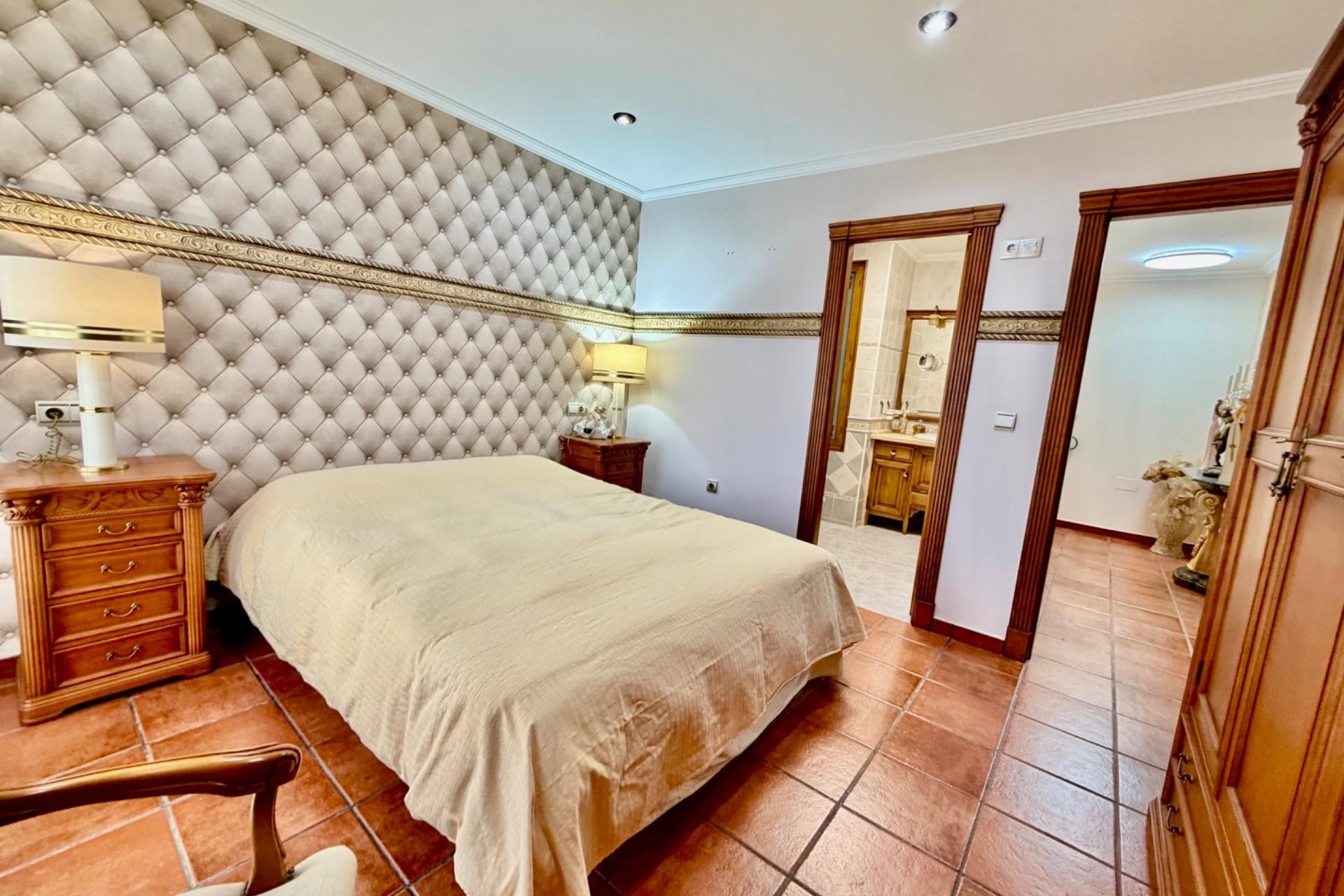 Sale - Semi Detached Villa -
Orihuela Costa - La Zenia