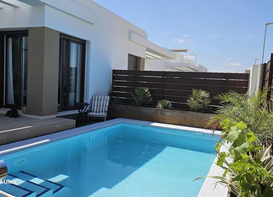 Sale - Semi Detached Villa -
Orihuela - Vistabella Golf
