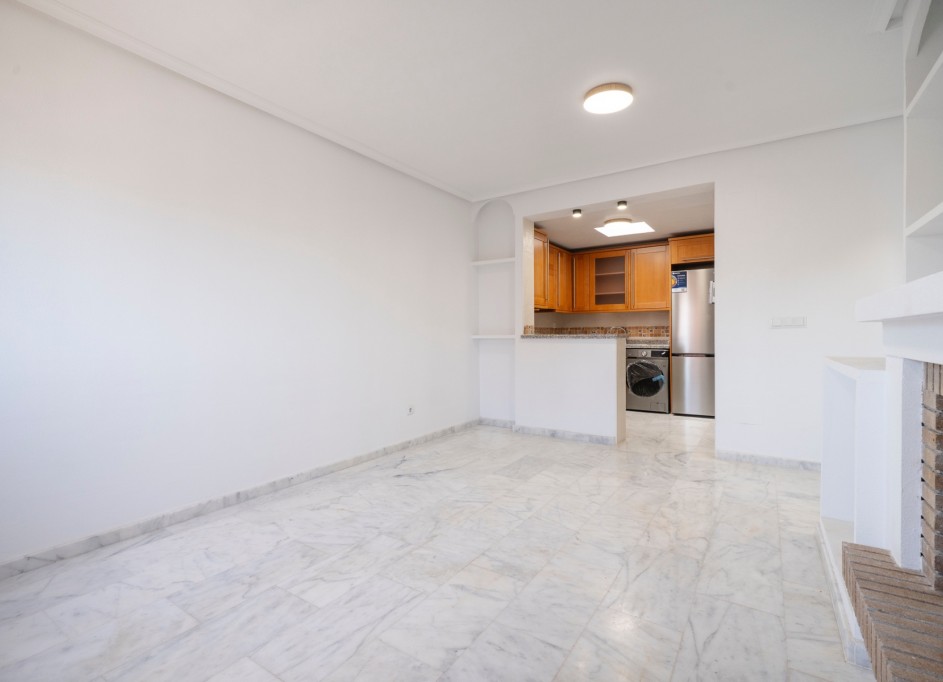 Sale - Semi Detached Villa -
San Miguel de Salinas - San Miguel