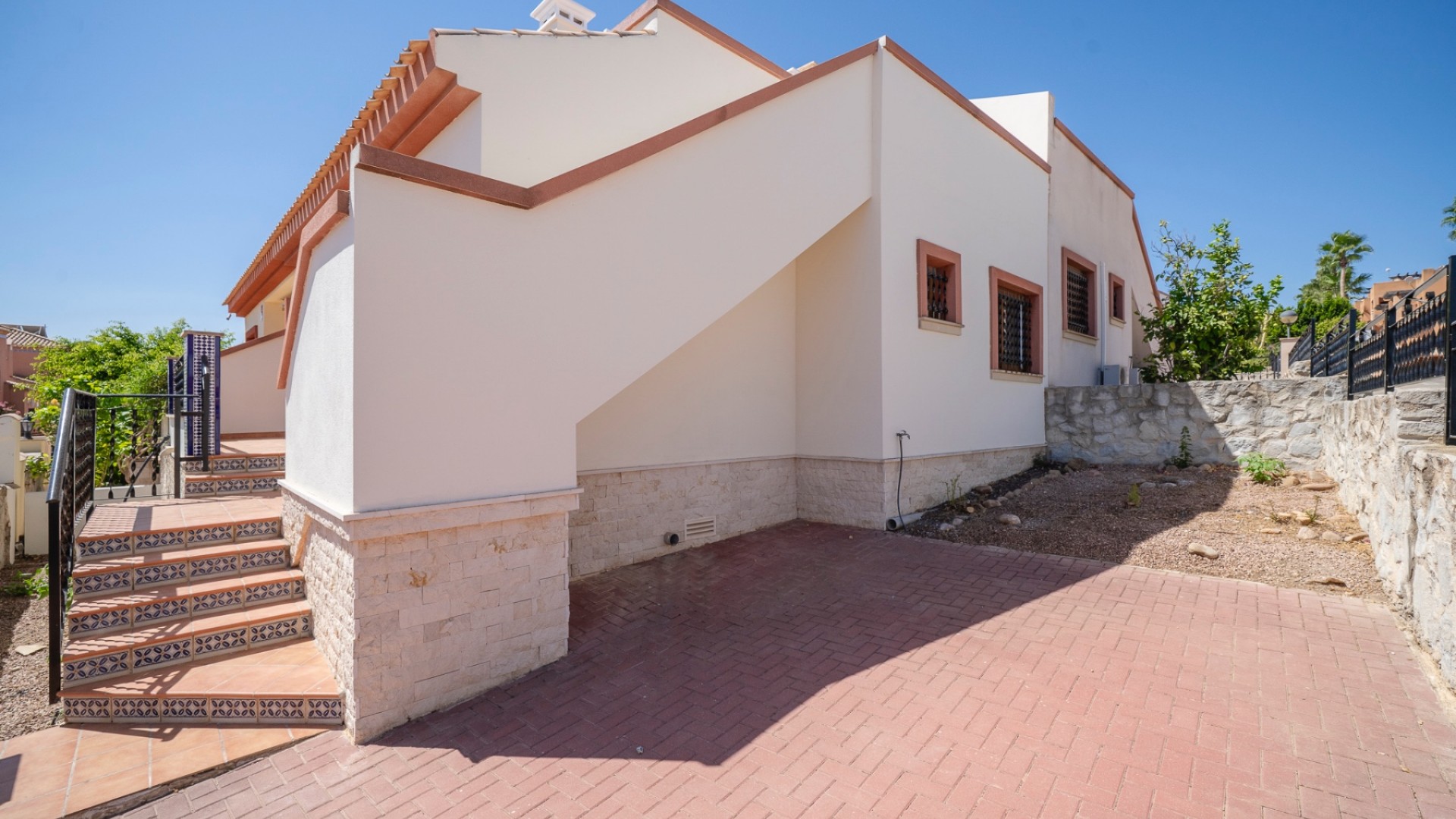 Sale - Semi Detached Villa -
San Miguel de Salinas - San Miguel