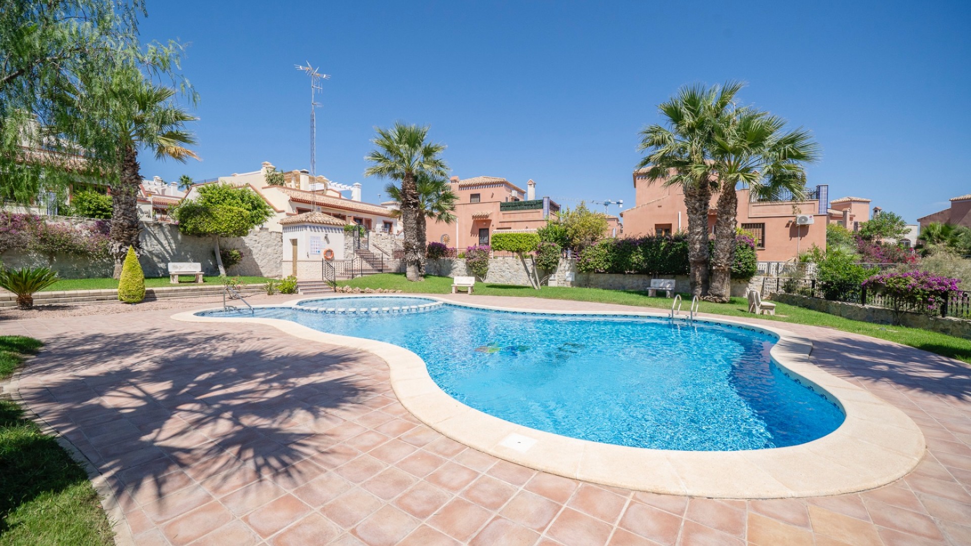 Sale - Semi Detached Villa -
San Miguel de Salinas - San Miguel