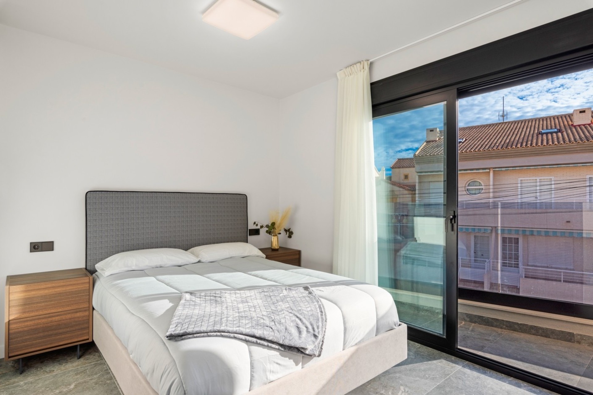 Sale - Semi Detached Villa -
Torre de La Horadada - Torre de La Horadada - Town