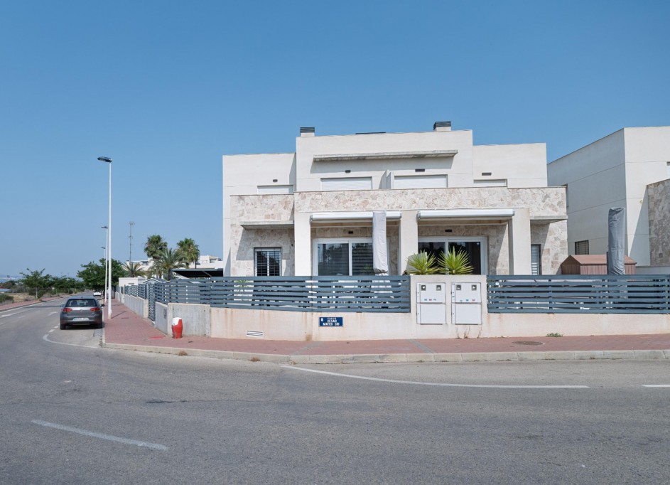 Sale - Semi Detached Villa -
Torrevieja - Aguas Nuevas