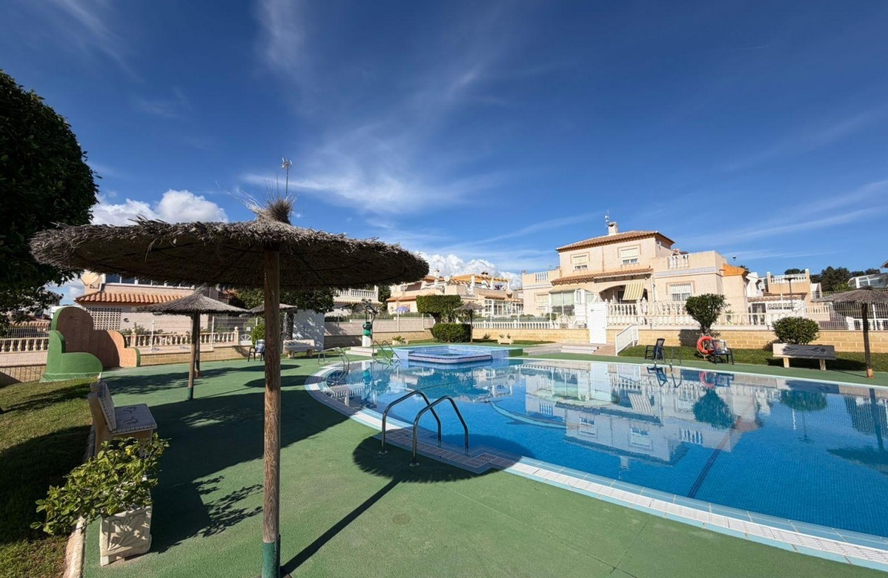 Sale - Semi Detached Villa -
Torrevieja - Cabo cervera