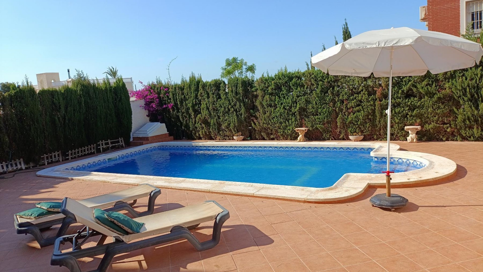Sale - Semi Detached Villa -
Torrevieja - Los Balcones