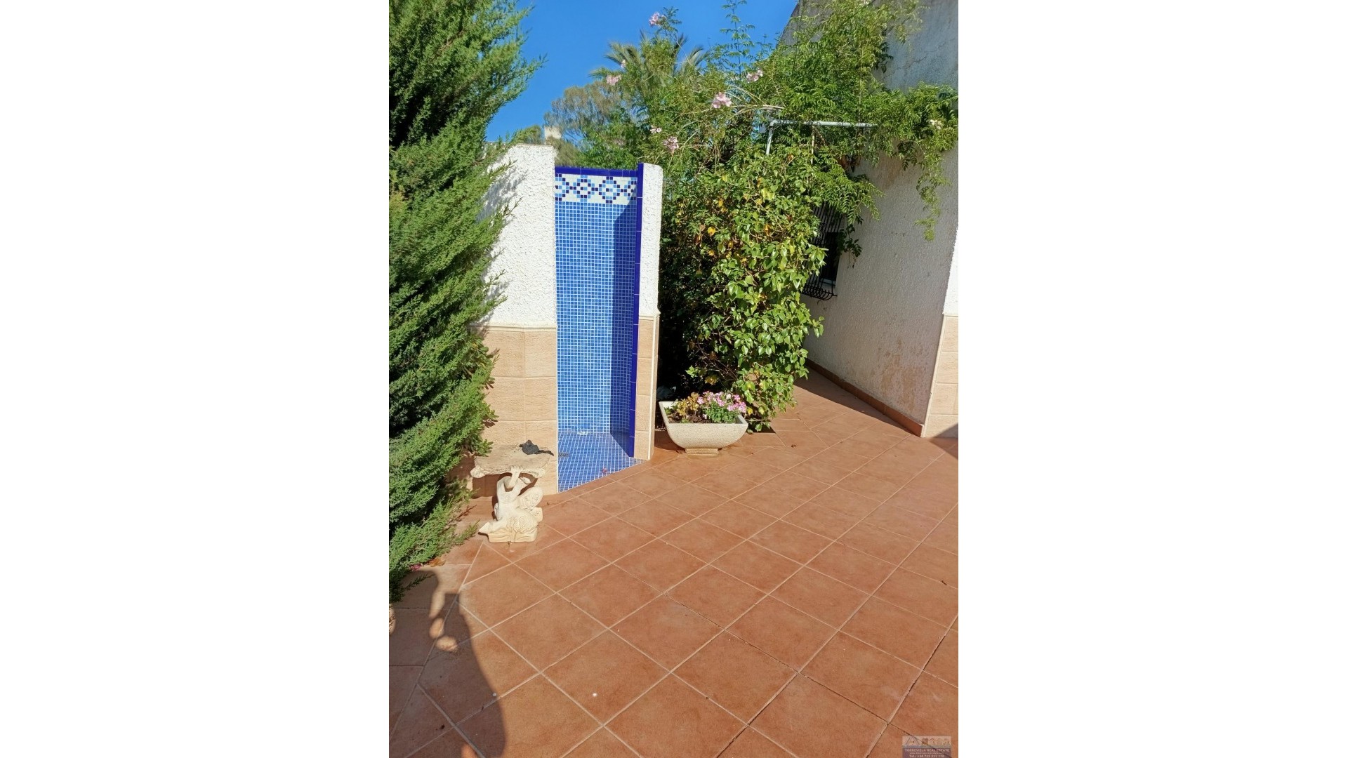 Sale - Semi Detached Villa -
Torrevieja - Los Balcones