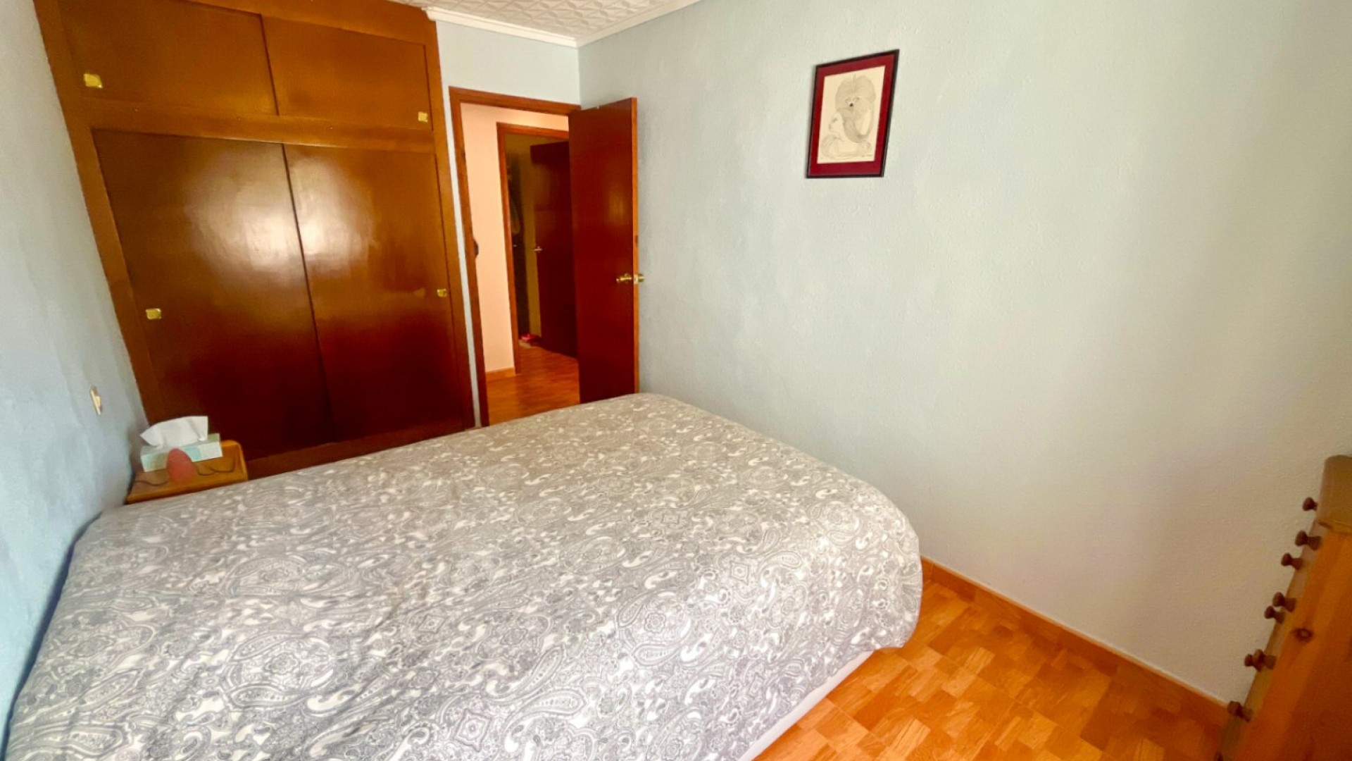 Sale - Semi Detached Villa -
Torrevieja