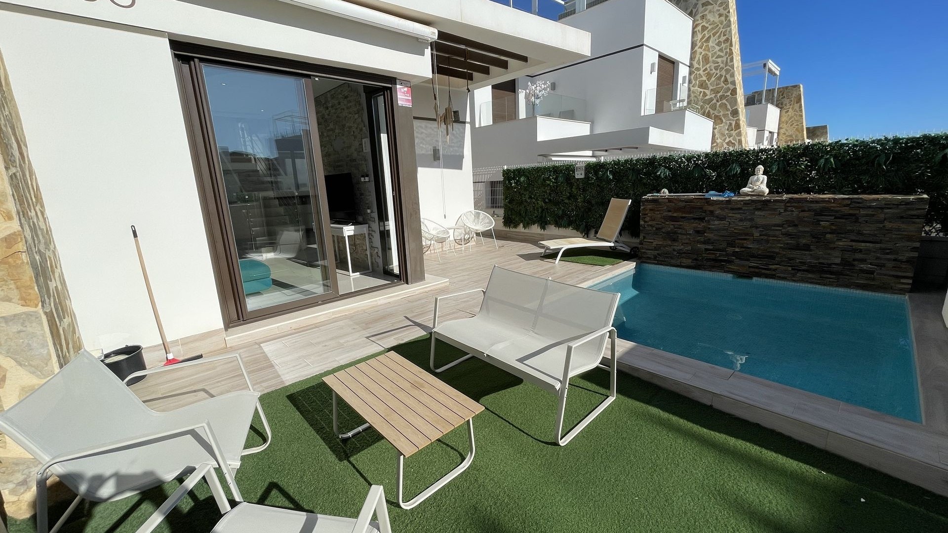 Sale - Semi Detached Villa -
Villamartín