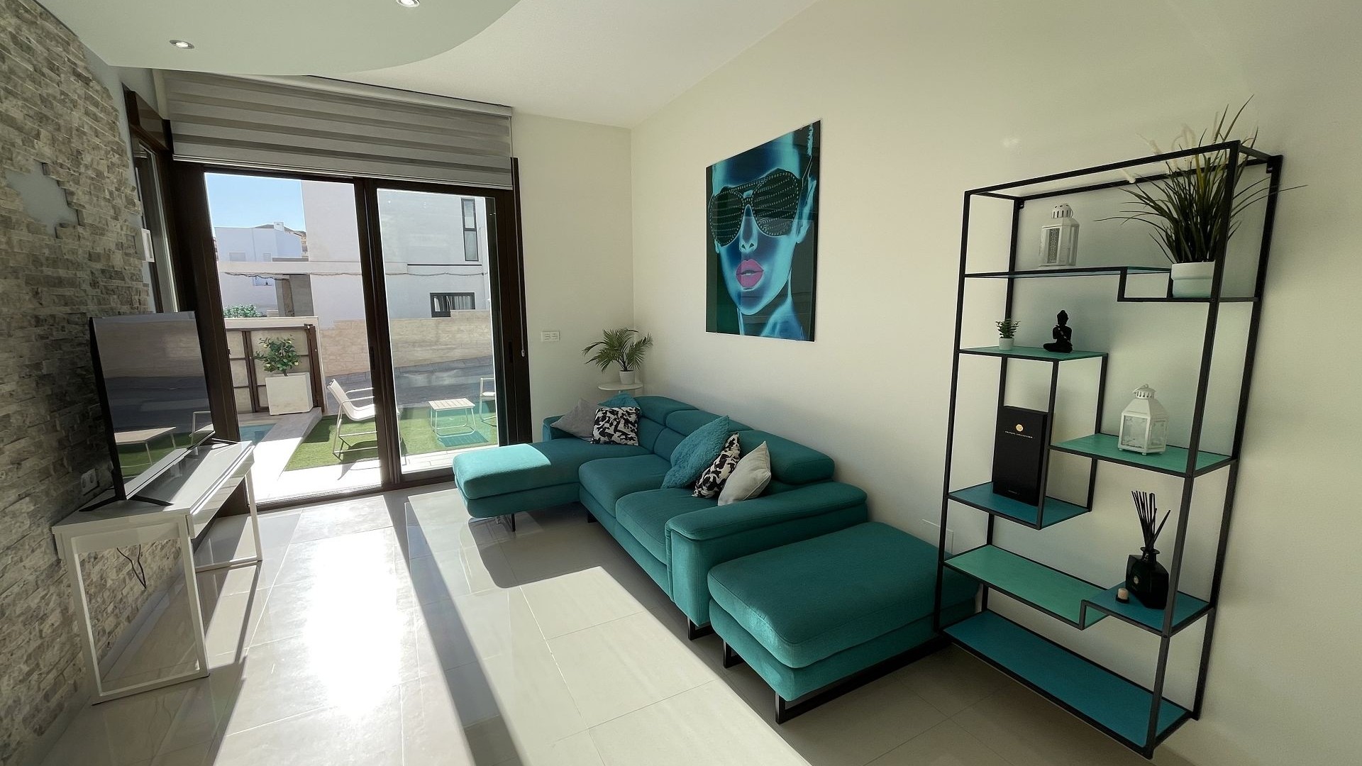 Sale - Semi Detached Villa -
Villamartín