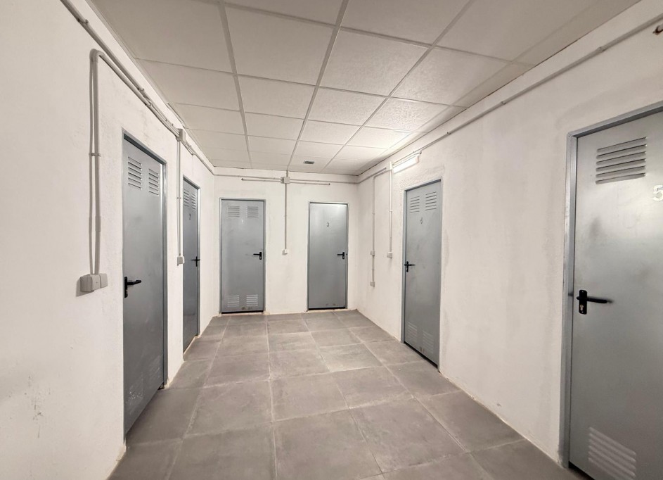 Sale - Storage Room -
Torrevieja - Playa del Cura