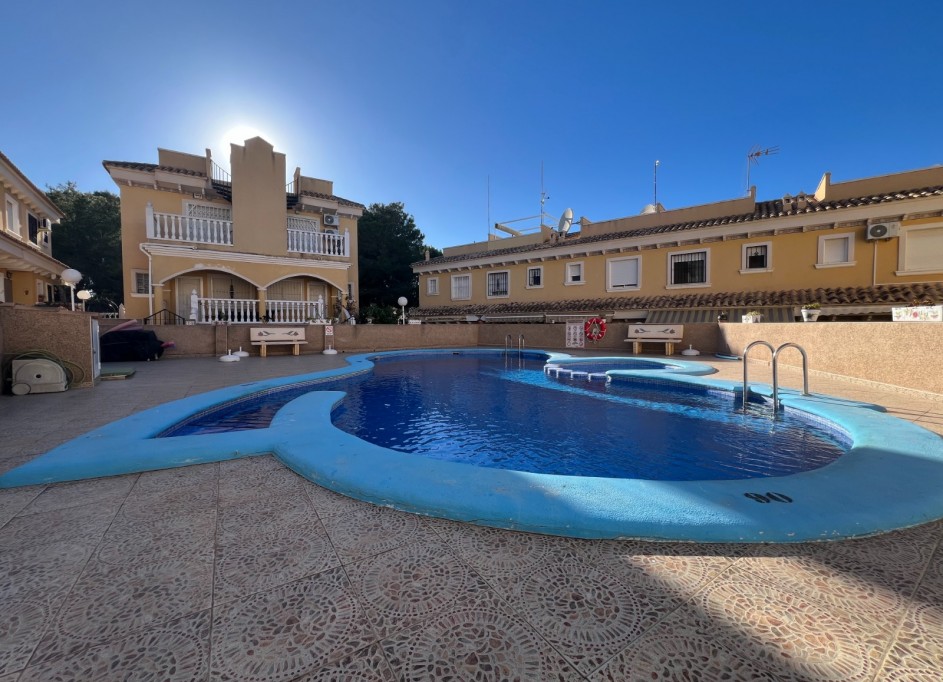 Sale - Town house -
Algorfa - Montemar