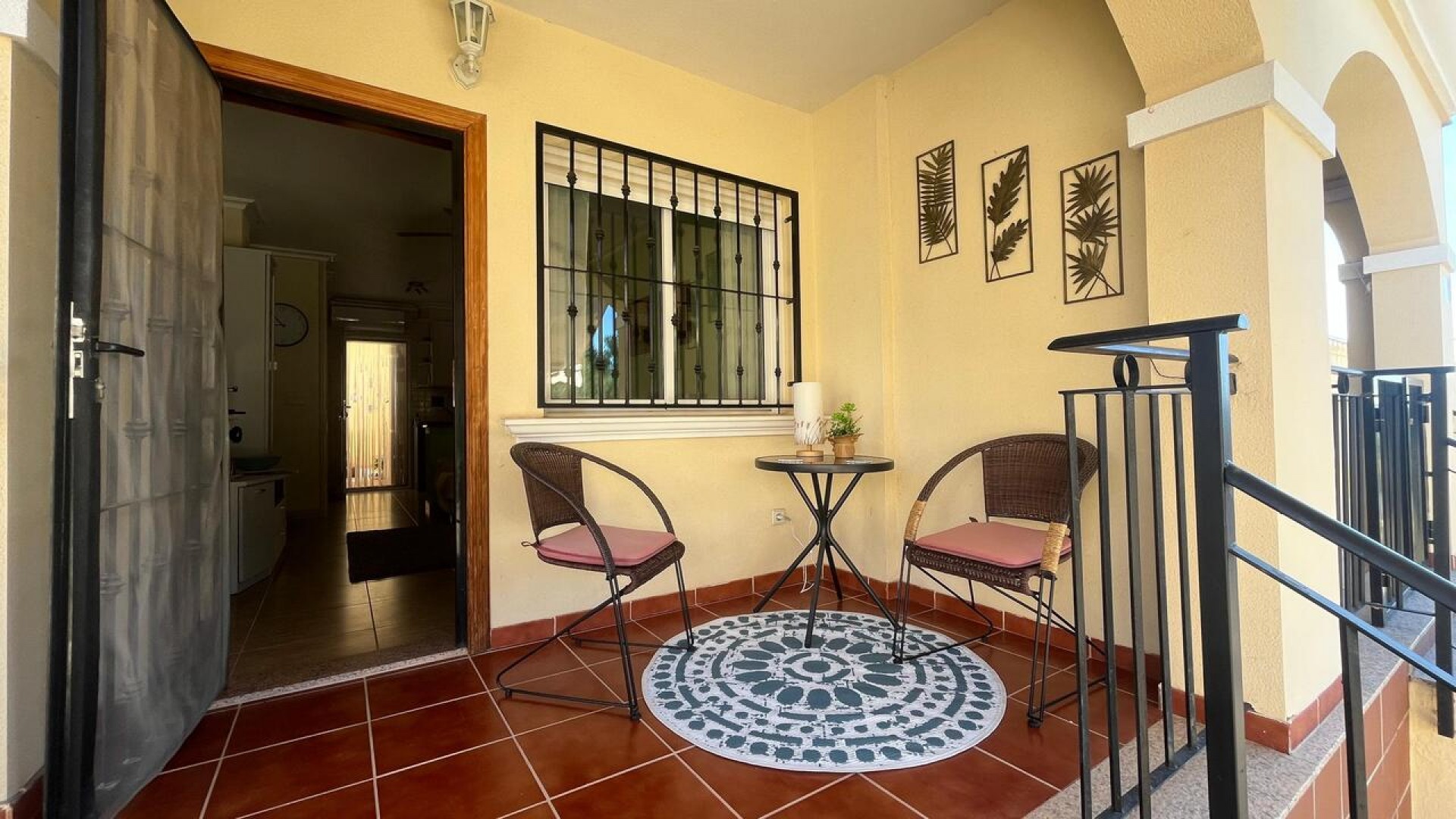 Sale - Town house -
Algorfa