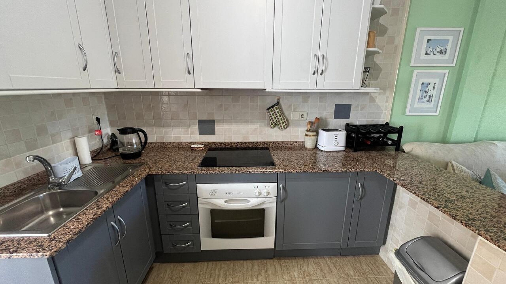 Sale - Town house -
Algorfa