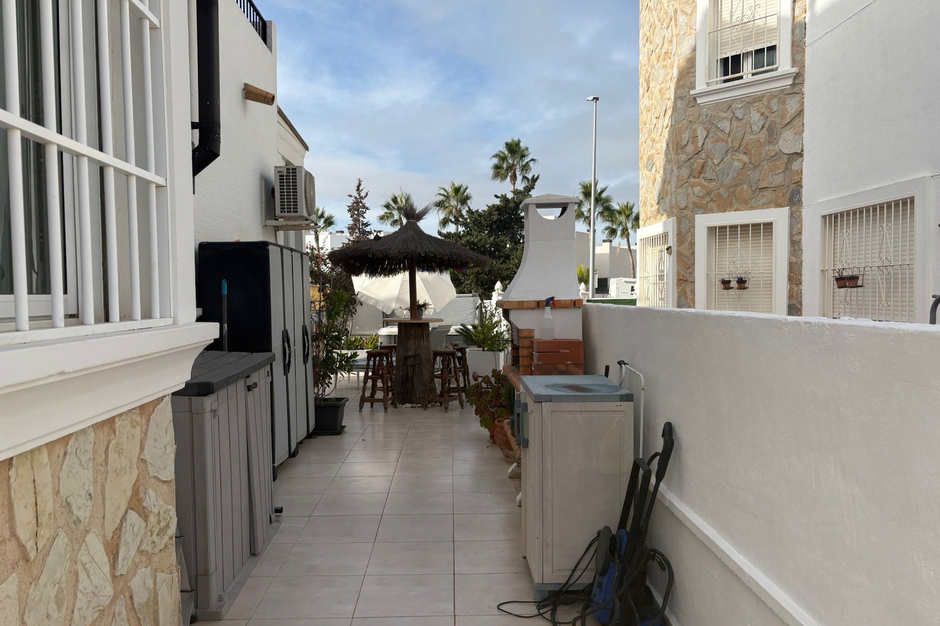 Sale - Town house -
Algorfa