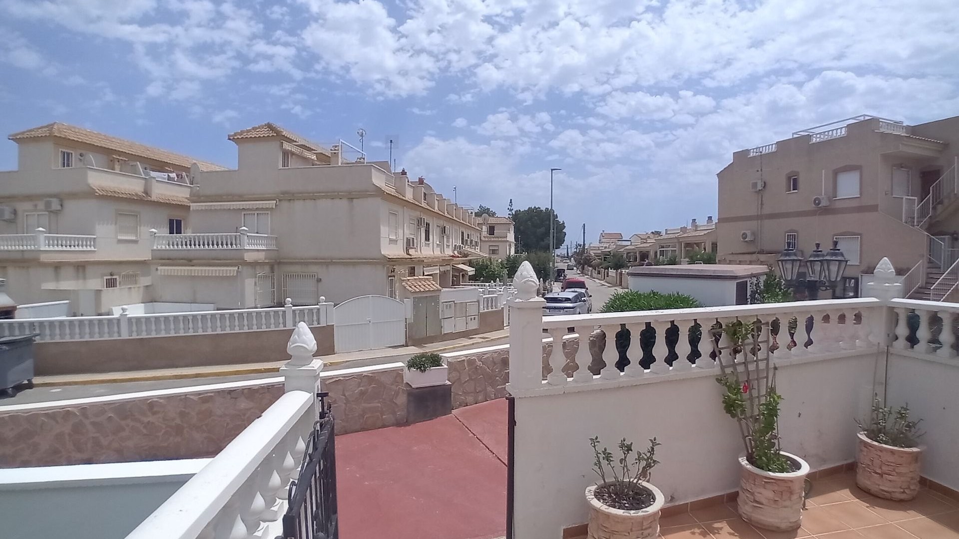 Sale - Town house -
Algorfa