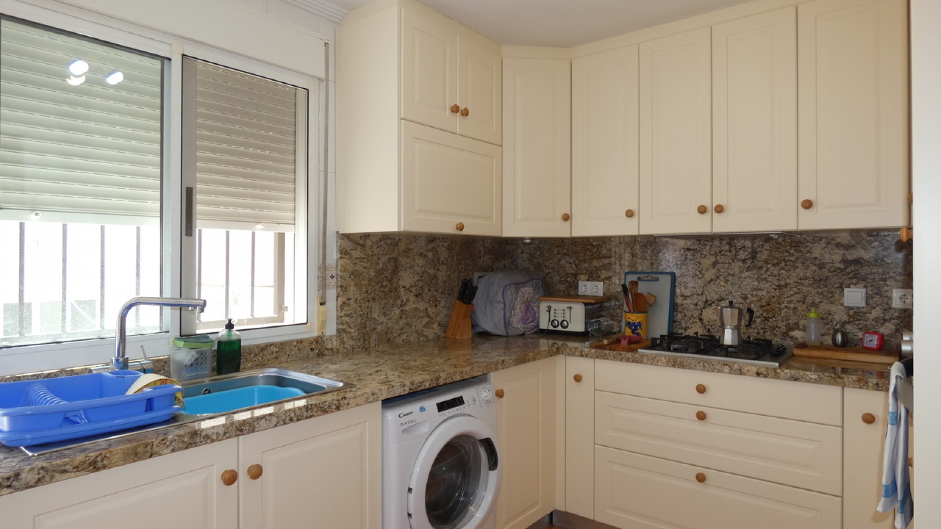 Sale - Town house -
Algorfa