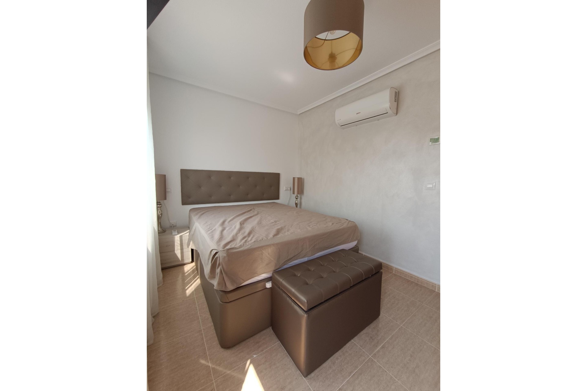 Sale - Town house -
Avileses - Jerónimo Y Avileses