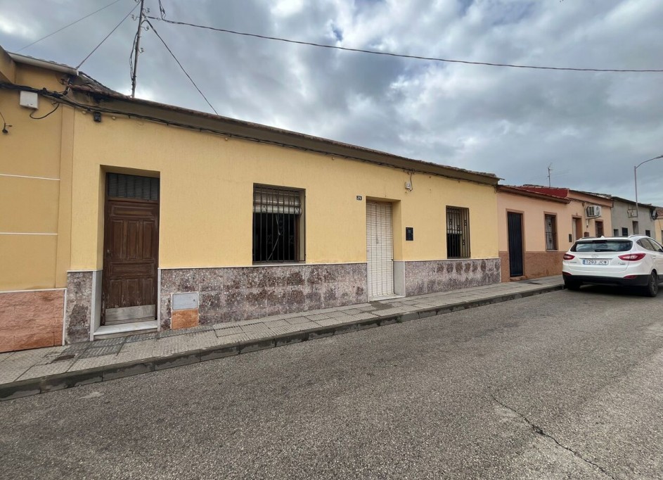 Sale - Town house -
Benejúzar