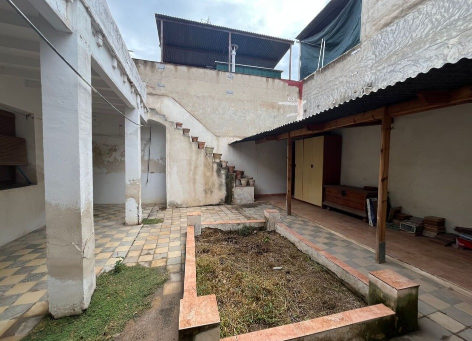 Sale - Town house -
Benejúzar