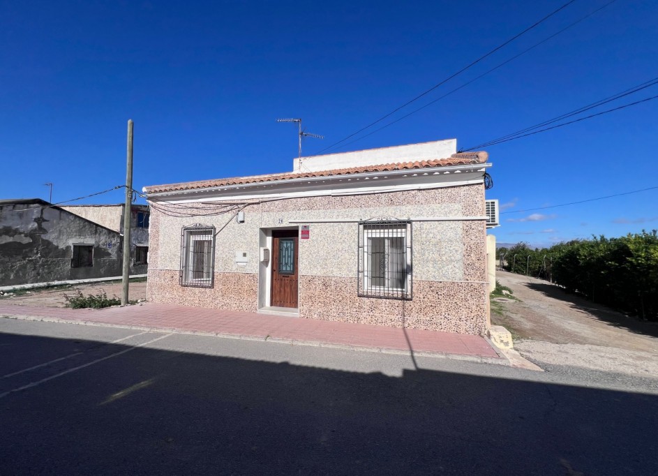 Sale - Town house -
Benejúzar