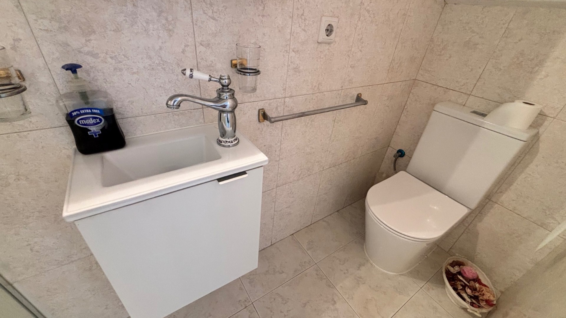 Sale - Town house -
Benijofar - Monte Azul