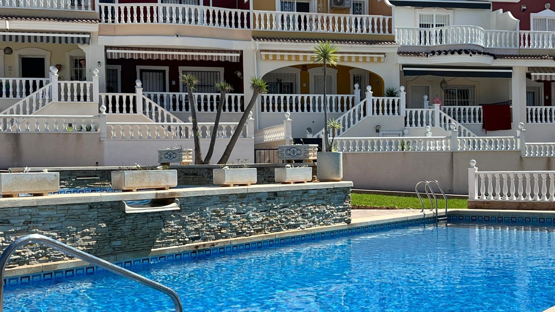 Sale - Town house -
Benijofar - Monte Azul