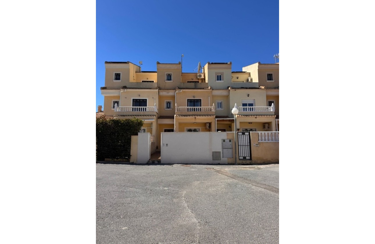 Sale - Town house -
Campoamor - Costa Blanca
