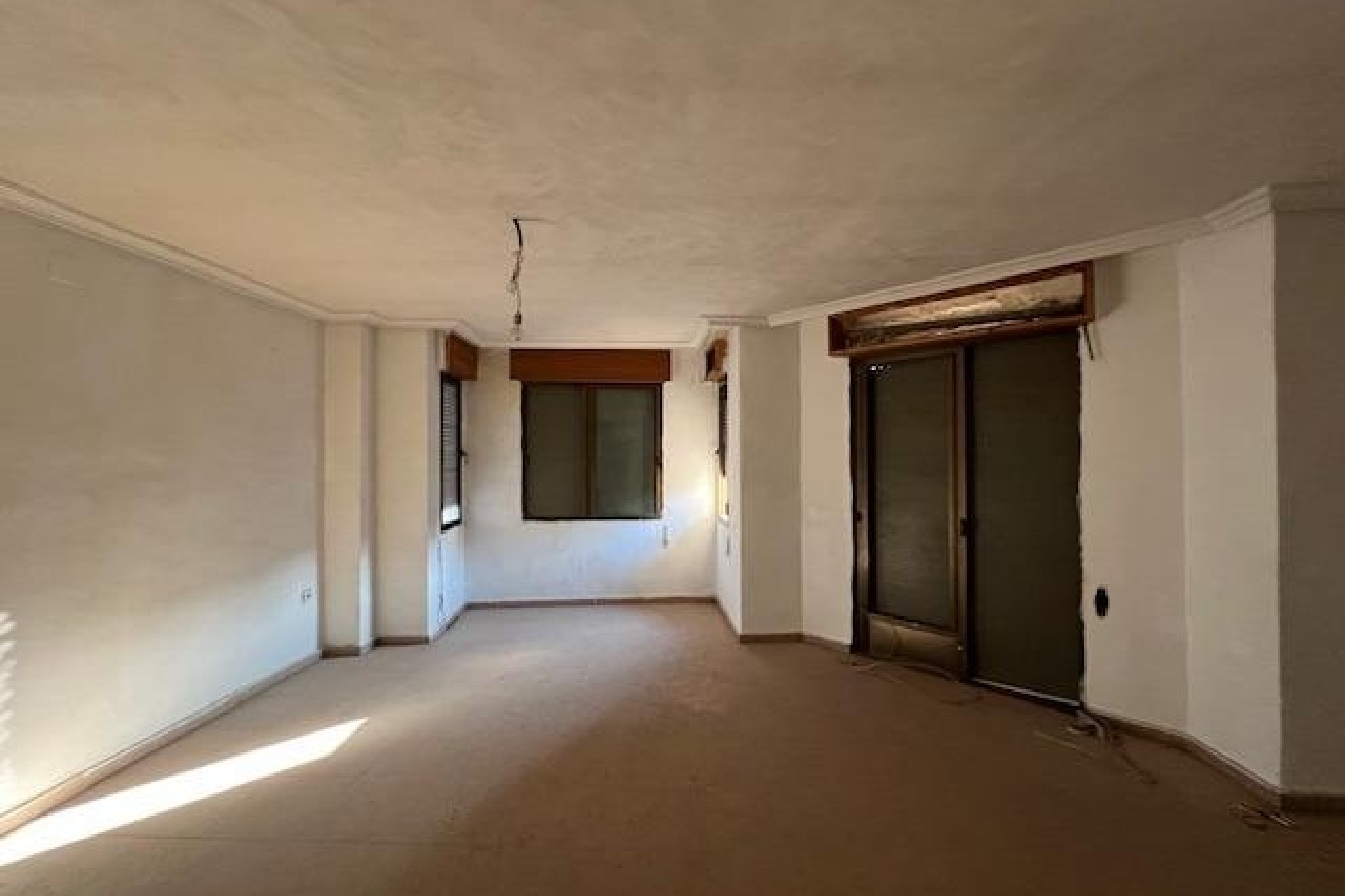 Sale - Town house -
Catral - Comunidad Valenciana