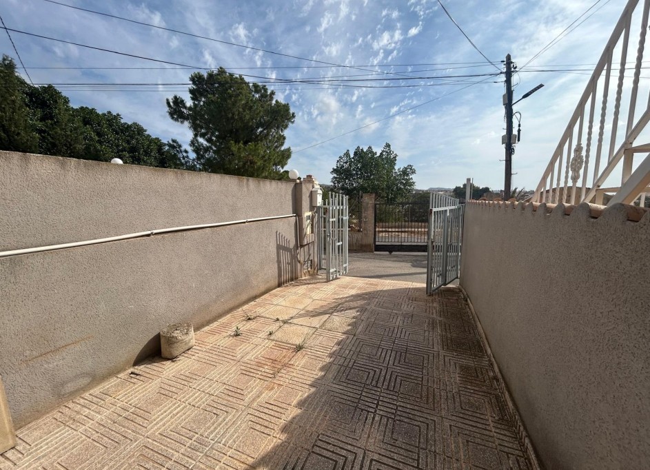 Sale - Town house -
Crevillente