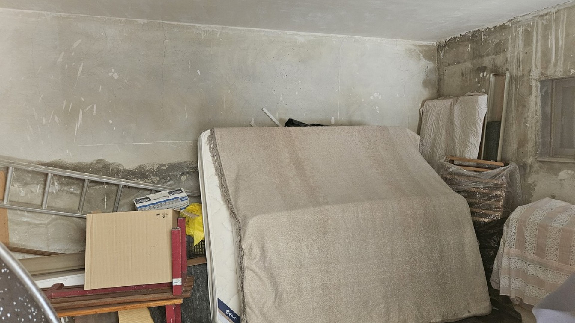 Sale - Town house -
Crevillente