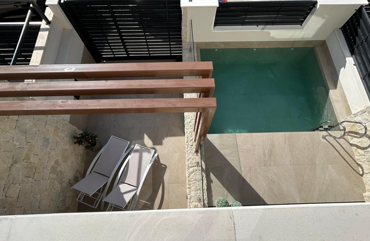 Sale - Town house -
Dolores - Costa Blanca