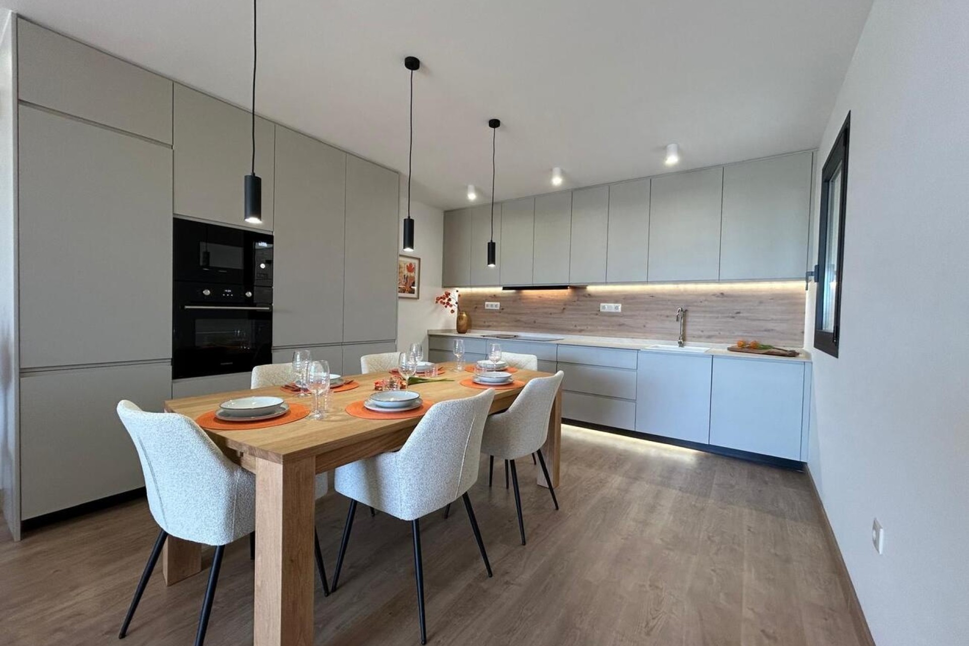 Sale - Town house -
Dolores - Costa Blanca