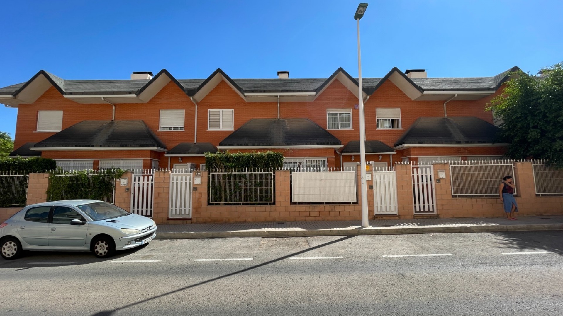 Sale - Town house -
Elche - Centro