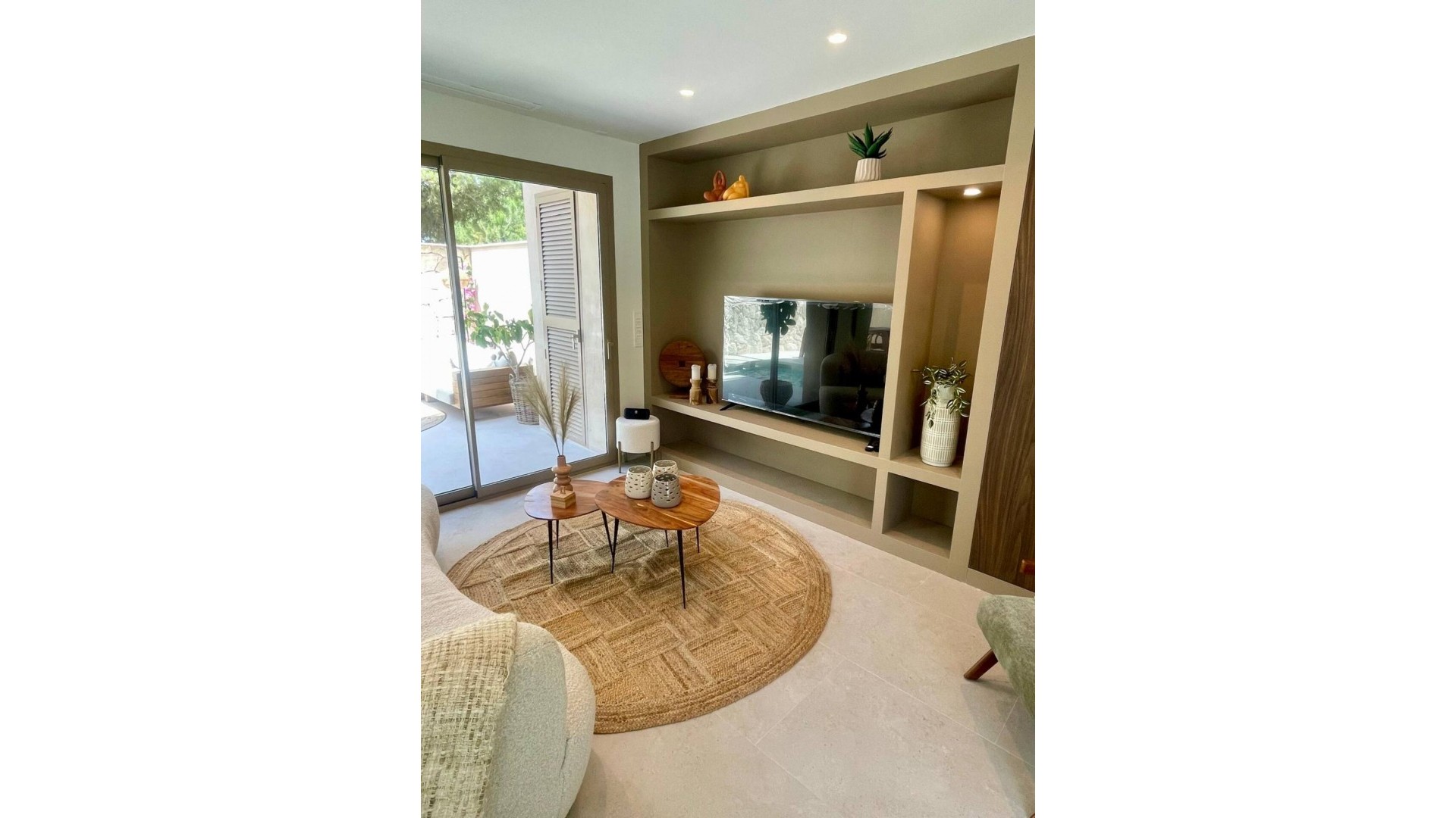 Sale - Town house -
Formentera del Segura - 0