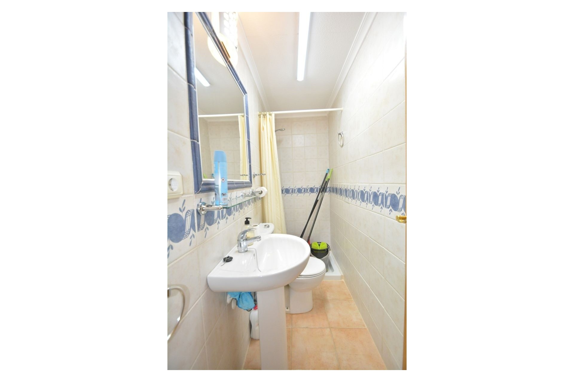 Sale - Town house -
Guardamar del Segura - Costa Blanca
