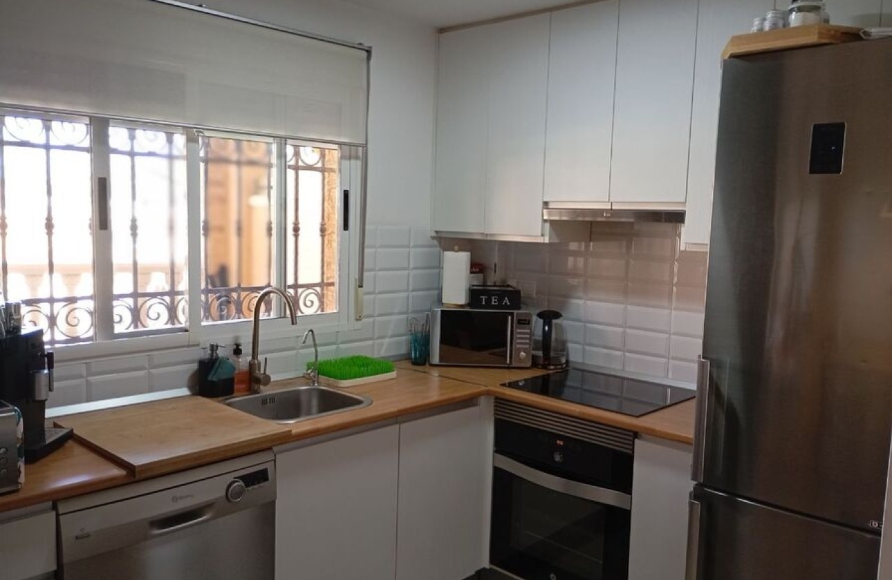 Sale - Town house -
Guardamar del Segura - Costa Blanca