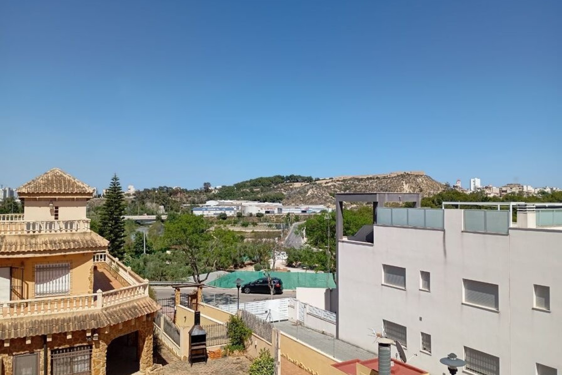 Sale - Town house -
Guardamar del Segura - Costa Blanca