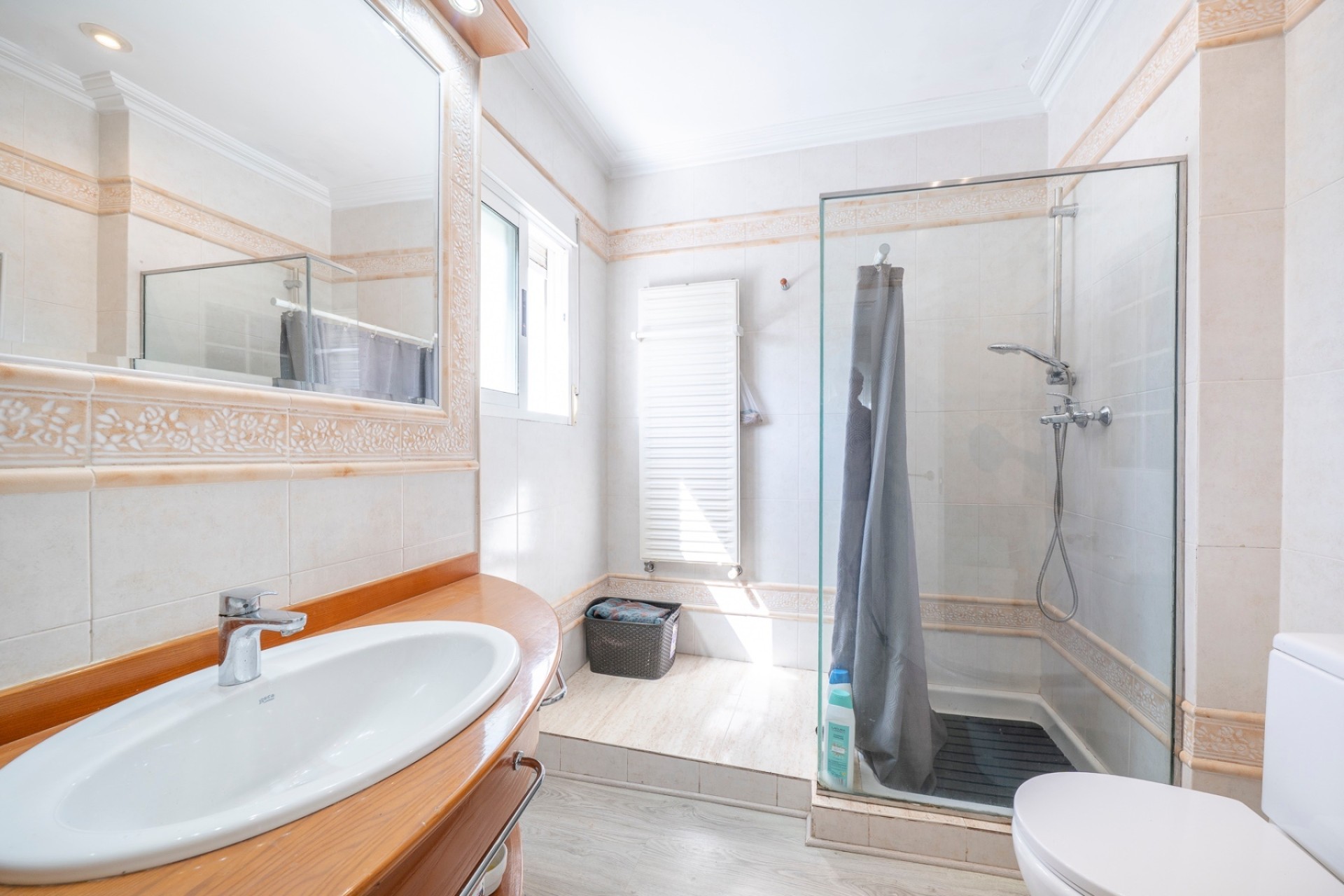 Sale - Town house -
Guardamar del Segura - El moncayo