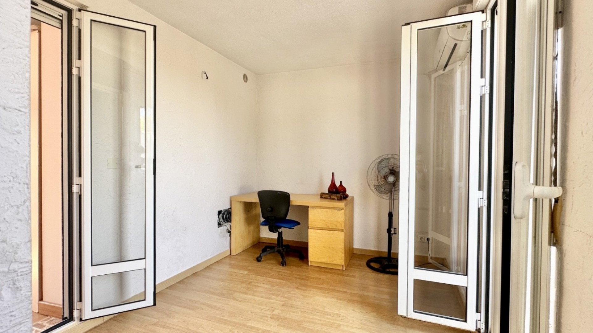 Sale - Town house -
Guardamar del Segura - Lomas de Polo-Pinomar